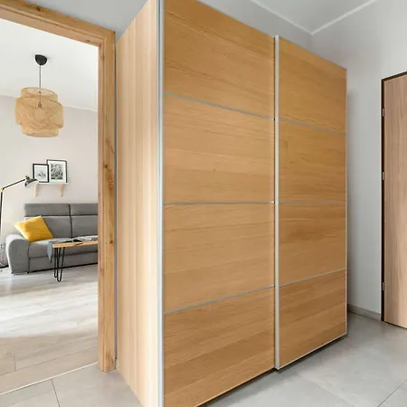 Apartamento Elegant In With Parking, Garden And Bathtub By Renters