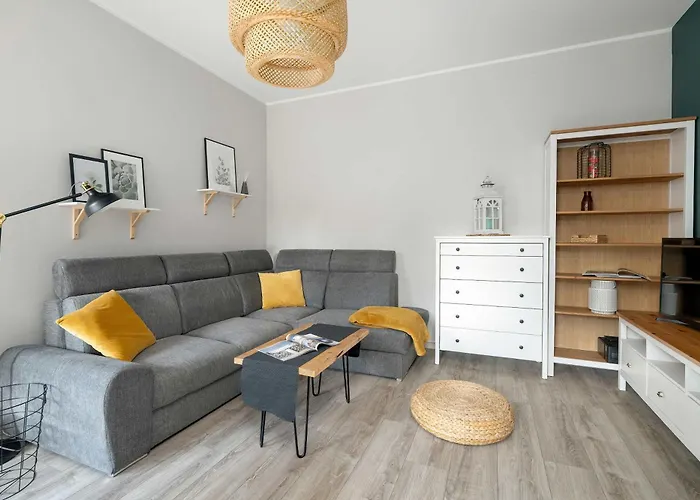 Apartamento Elegant In With Parking, Garden And Bathtub By Renters *