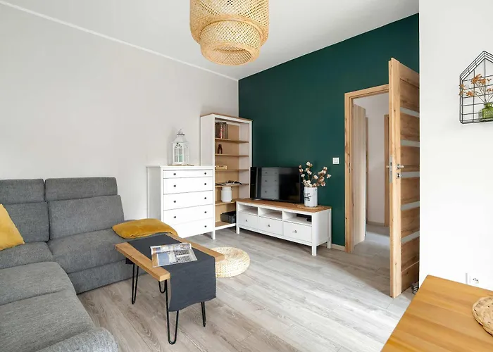 Elegant In With Parking, Garden And Bathtub By Renters Apartamento Poznań
